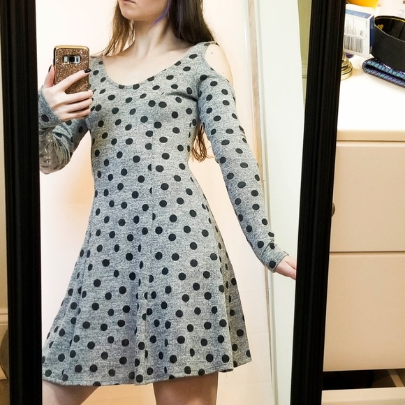 Urban Outfitters Gray & Black Polka Dot Dress! - Picture 2 of 7